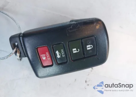 2018 Toyota Corolla Xse from USA, damaged, VIN 5YFBURHE7JP853228